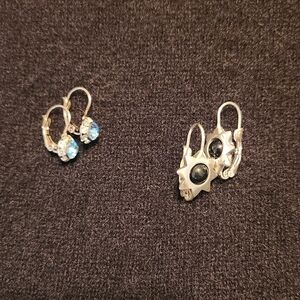 Silver fashion earings